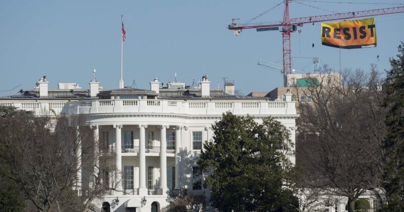 Resist-WhiteHouse.jpg